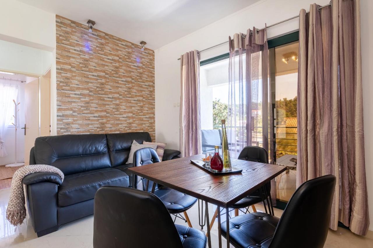 Triporte Apartment Vela Luka