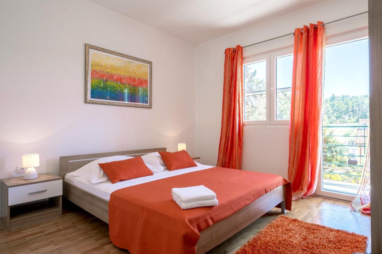 Triporte Apartment