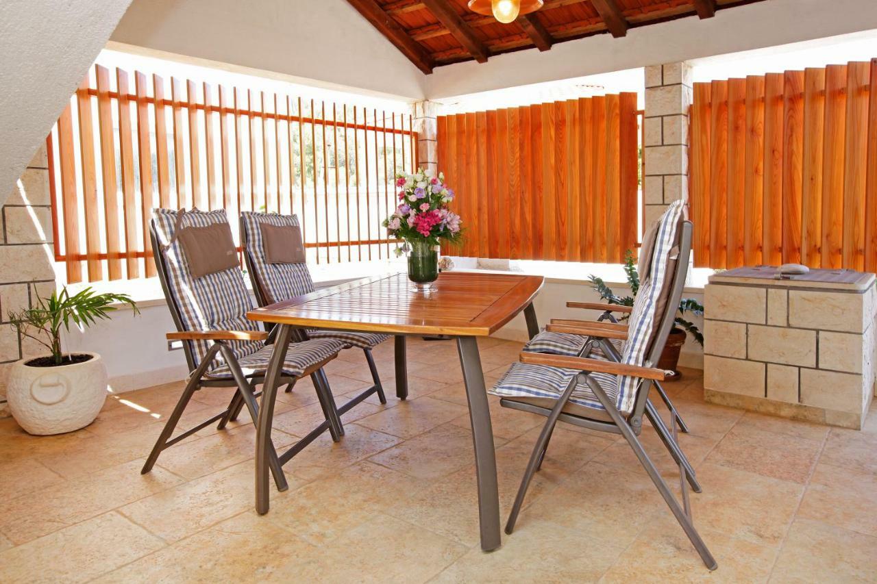 Triporte Apartment